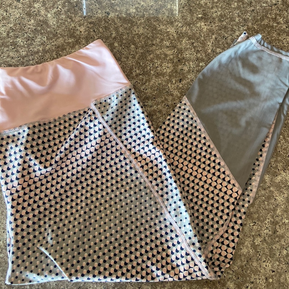 Workout pants